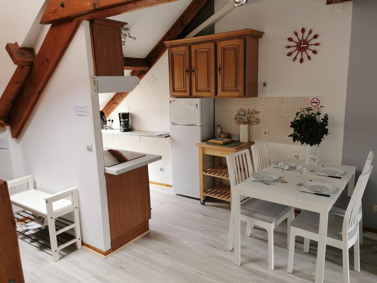 Elegance & Confort - Appart Pres Caves Au Coeur De Reims Ngoại thất bức ảnh