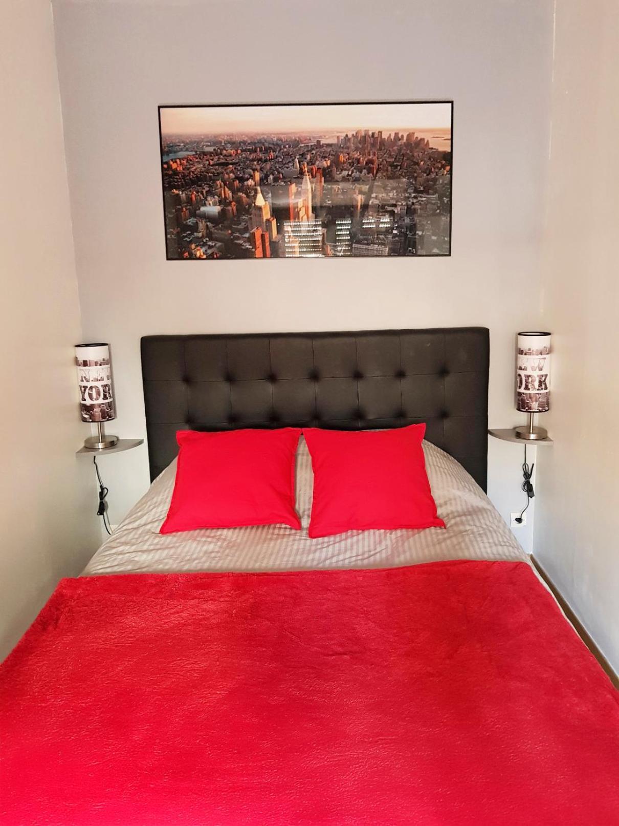 Elegance & Confort - Appart Pres Caves Au Coeur De Reims Ngoại thất bức ảnh
